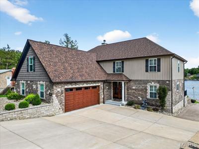 6020 Lakeshore