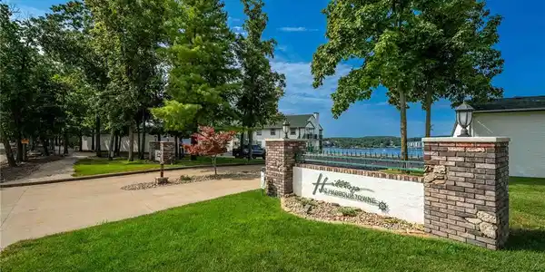 1208 Harbour Towne