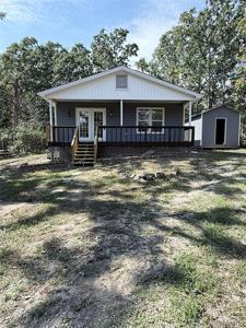 1235 Lakeshore
