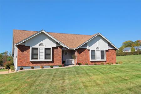 54 Lake Forest Circle