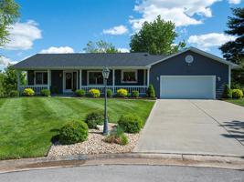 913 Valse Court