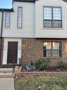 9718 Raintree Village