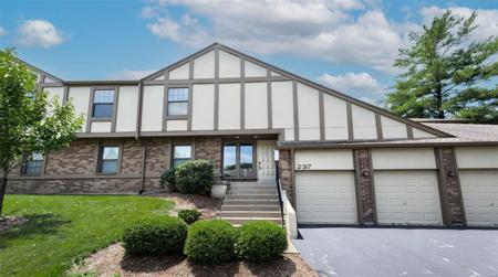 2317 Seven Pines