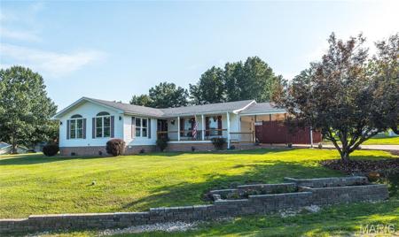 1649 Lakeshore
