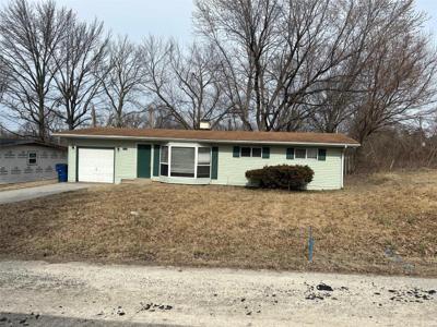 1131 Lakeview