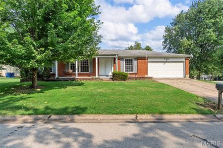 2 Oak Point