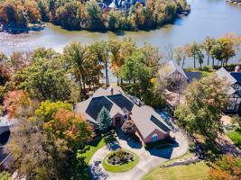 22 Holloway Drive