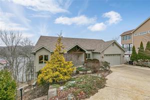 1514 S Lake Sherwood Drive