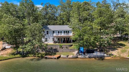 7024 Lake Point