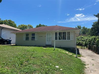 1140 Maple