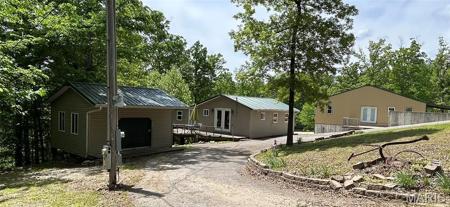 438 Little Dogwood Lake
