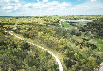 1601 Hawkwood Trail