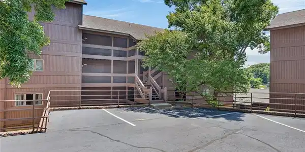 5940 Baydy Peak