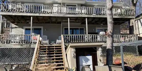 1138 Redbud