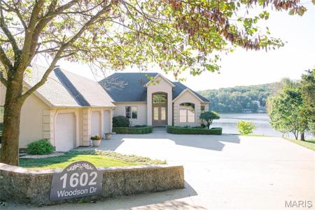 1602 Woodson