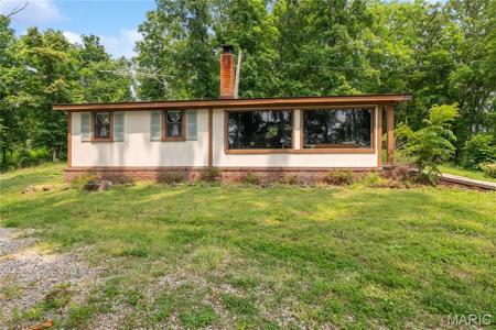 301 Little Dogwood Lake
