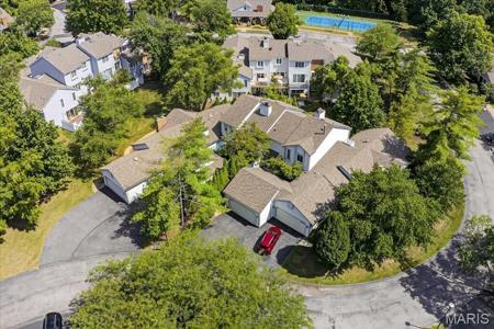 2314 Manor Grove