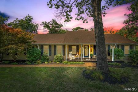7403 Oakwood South