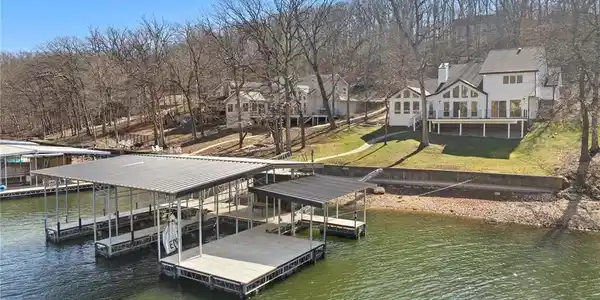 310 Palisades