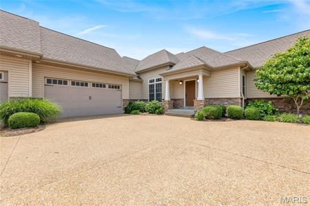 1266 Harmony Lake