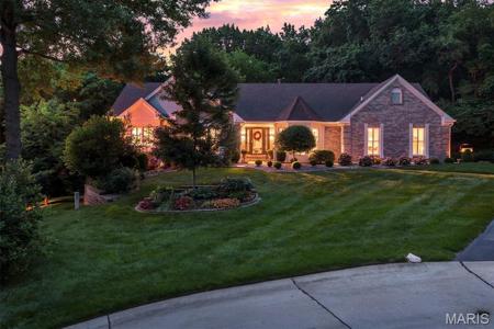 11 Forest Knoll
