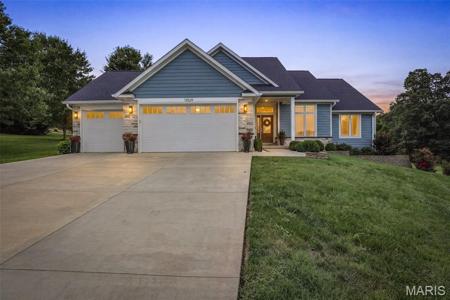 13529 Lakewood
