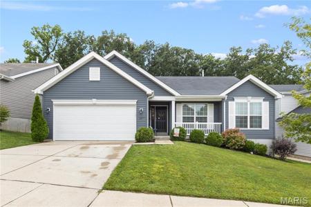 749 Winding Bluffs