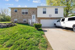1025 Lakeshore
