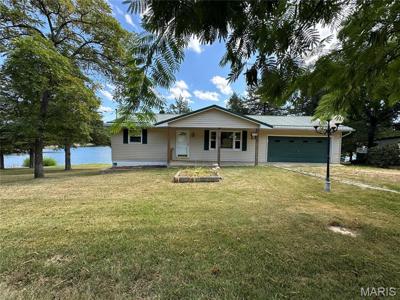 3937 Lakeshore
