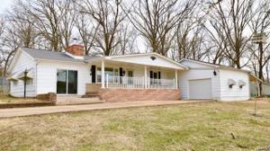 404 Lakeshore Drive