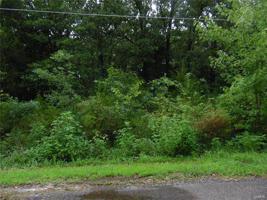 1539 Lakeshore Drive
