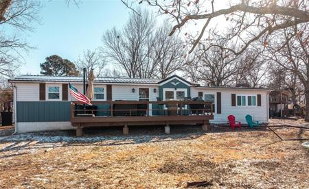 862 Lakeshore
