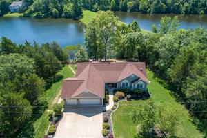 10430 Lake Crest