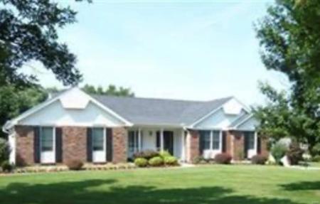 3 Laurel Oaks