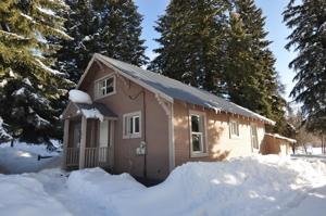 708 Lakeside Avenue