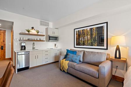 75 Arling Center
