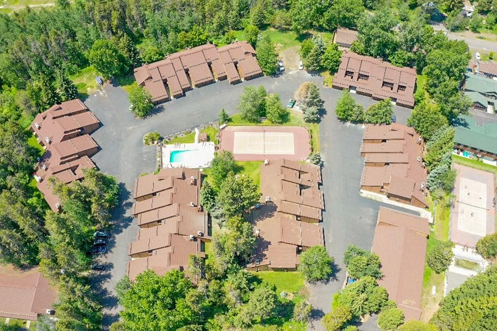 Image 3: Private, small development.