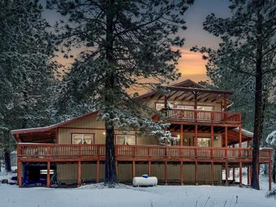 1222 Crown Point Parkway