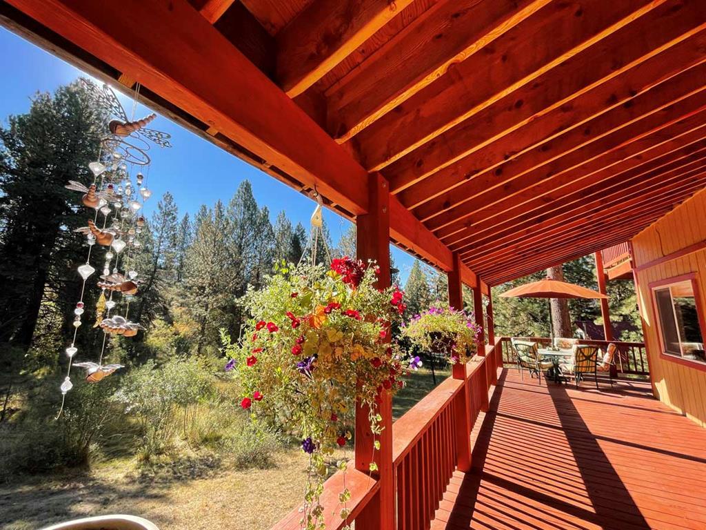 Image 2: Covered Porch