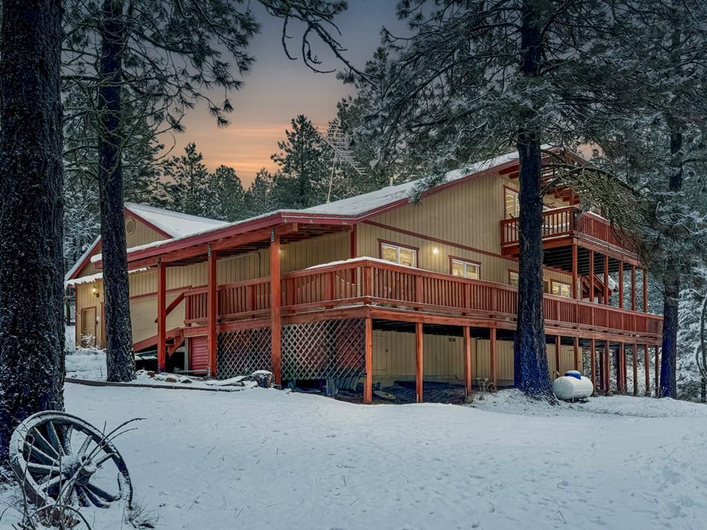 Image 3: Mountain Recreation