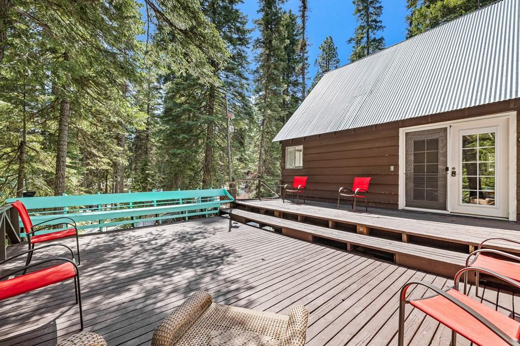 Image 3: Front Deck