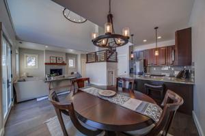 618A Blue Water Circle