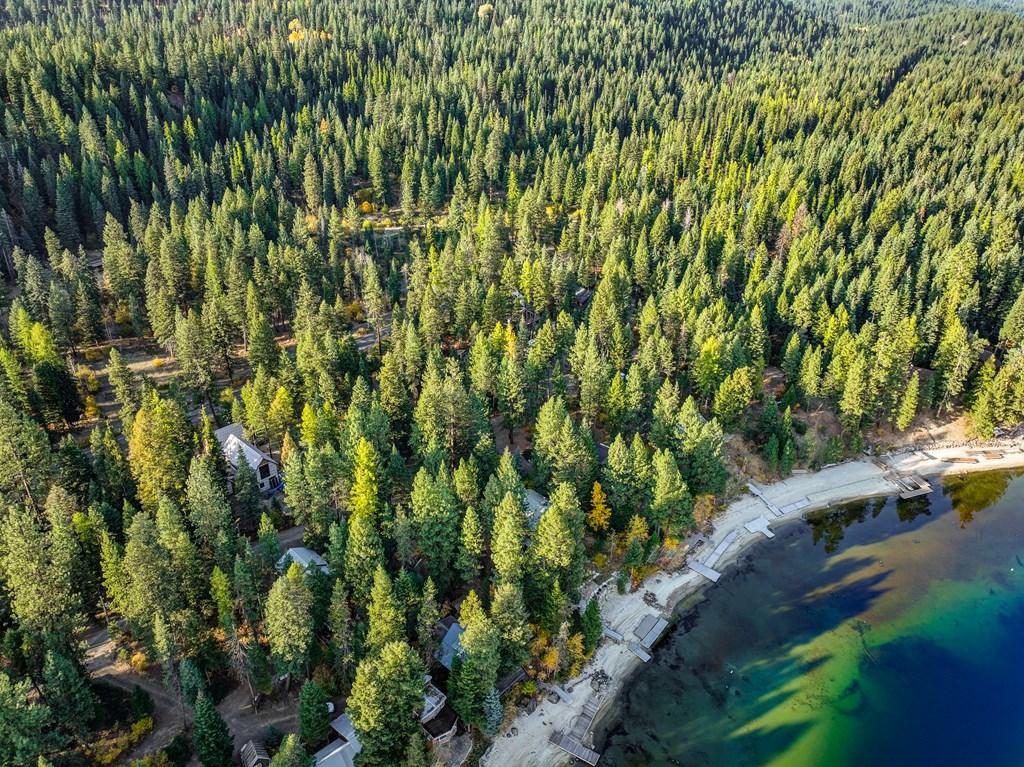 Image 2: COMMUNITY BEACH