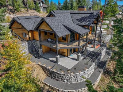 15 Veil Cave Court