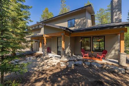 12850 Aurora Drive