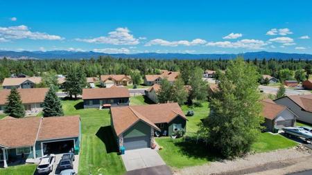 16 Buckskin Drive
