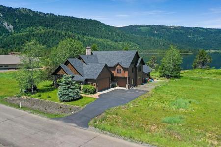 13121 Hawks Bay Road