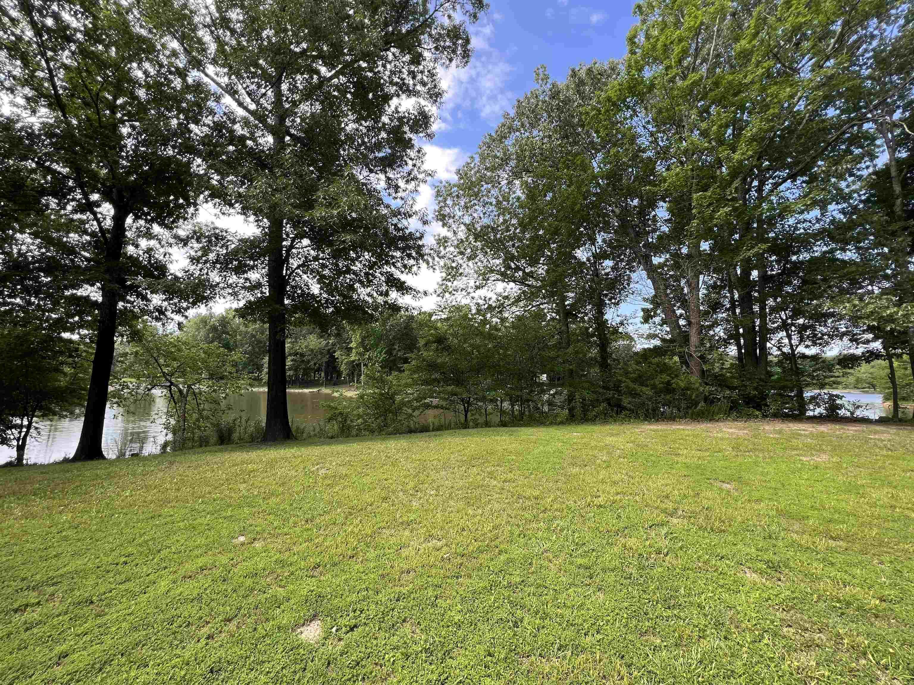 16 CHEROKEE LN, Bath Springs, TN lhrmls01549723