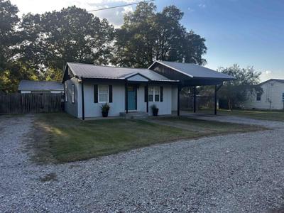 110 CATFISH LN
