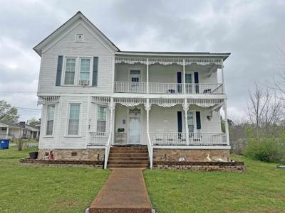 419 MAIN ST